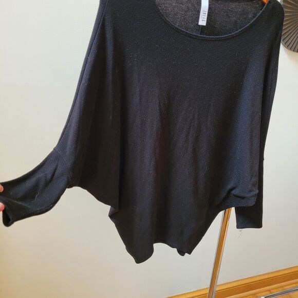 Jolie Boxy Black Dolman Slv Soft Sweater Sz M Lightweight - Picture 1 of 8